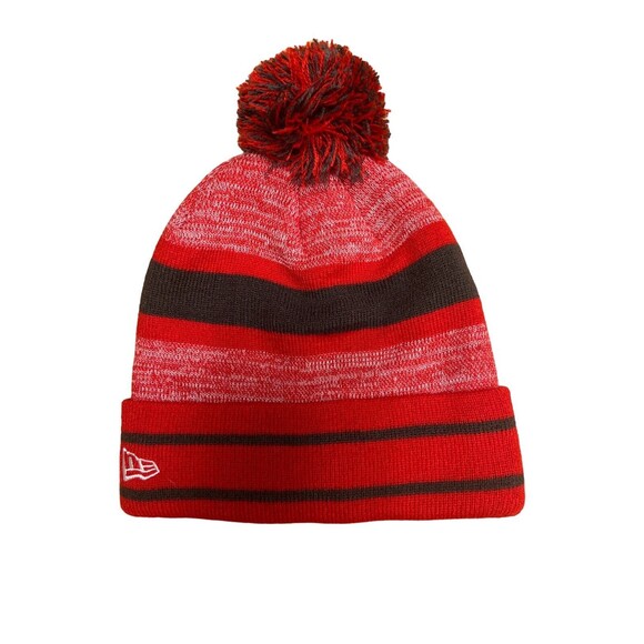 NEW ERA Tampa Bay Buccaneers Logo Red Pom Cuffed Beanie Toboggan Knit Hat Cap - Picture 2 of 2